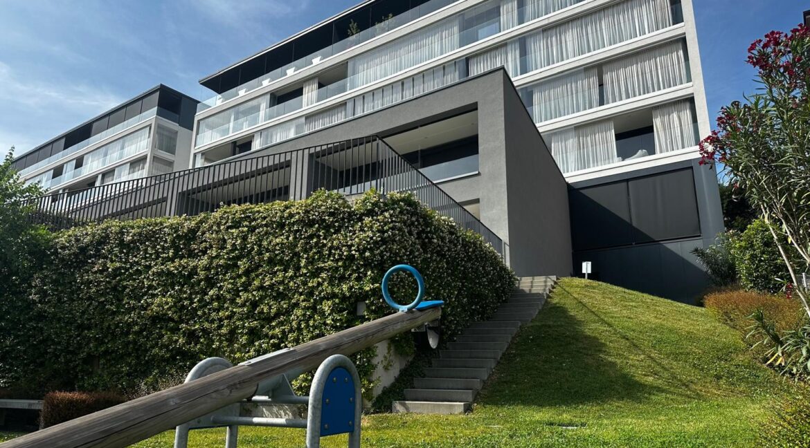 Esterno sud parco giochi