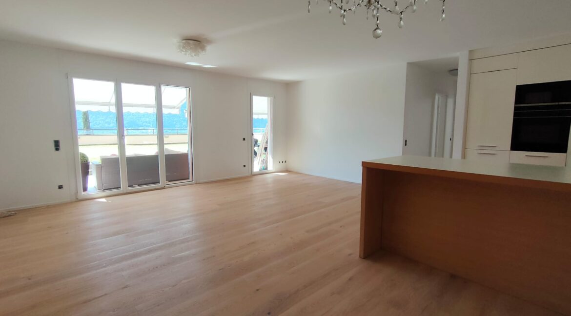 Sala con banco cucina